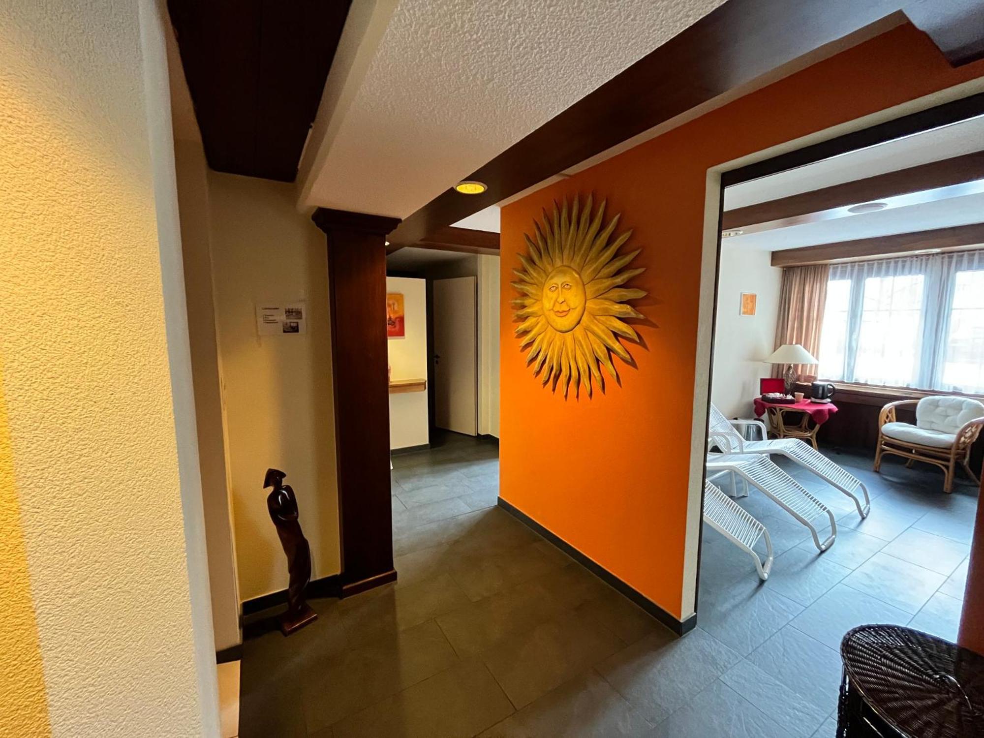 Hotel Alfa Superieur - Leukerbad-Therme Экстерьер фото
